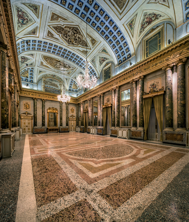 022_Lasvit_Palazzo Serbelloni_Milano_13IT036_Photo_2015_full_4096.jpg