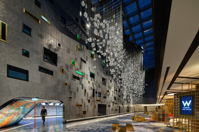 W’s Were Introduced to Czech Glass. Million of Colours Plays With Light in the W Dubai – The Palm Hotel